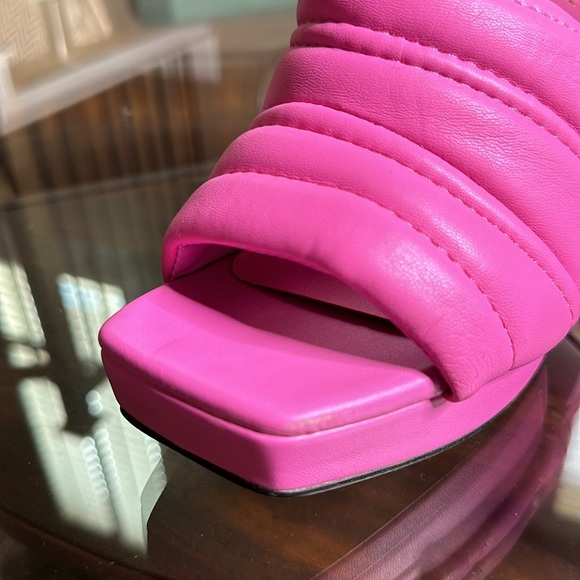 Circus NY Women's, Marlie Sandal in‎ Pink size 6.5 - Picture 14 of 16